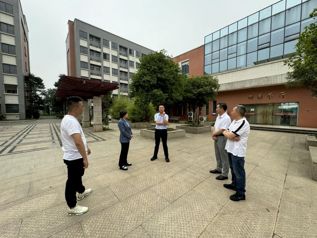 孙先勇带队到四川农业大学和四川省农业科学院考察调研